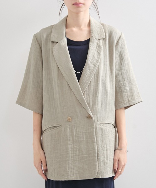 le cercle ADAM ET ROPE'(ルセルクルアダムエロペ)の「麻調ダブル半袖ジャケット(テーラードジャケット・レディース・ブラック/キナリ/ライトグレー・FREE)」の5枚目の写真