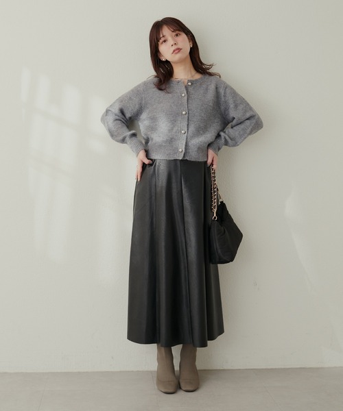 natural couture（ナチュラルクチュール）の「【ZOZO限定】ころりん釦クルーネックカーデ（カーディガン/ボレロ・レディース・ボルドー/ピンク/ネイビー/モカ/ブラック/サックスブルー/グレー/オフホワイト・FREE）」の9枚目の写真