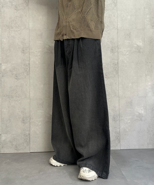 CREARE -LINO-（クレアーレリノ）の「タックワイドデニムパンツ（デニムパンツ・メンズ・ブルー系その他/ブラック系その他2/ブルー系その他2/ブラック系その他・S/M/L）」の7枚目の写真