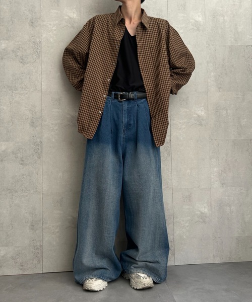 CREARE -LINO-（クレアーレリノ）の「タックワイドデニムパンツ（デニムパンツ・メンズ・ブルー系その他/ブラック系その他2/ブルー系その他2/ブラック系その他・S/M/L）」の22枚目の写真