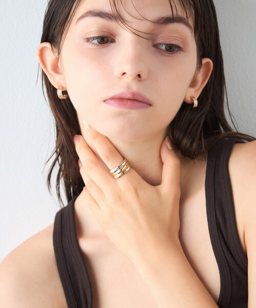 ete（エテ）の「[トリカラー] ニュアンス リング ボールド（リング・レディース・ゴールド系その他・17号/15号/13号/11号/7号/9号/19号/21号）」の5枚目の写真