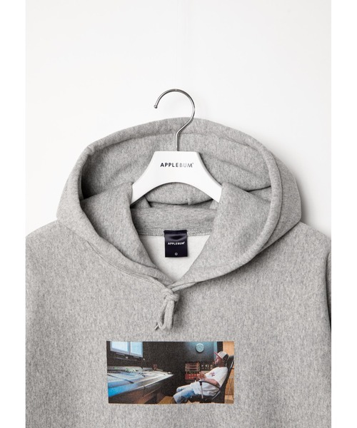 APPLEBUM（アップルバム）の「“ERIC COLEMAN” SWEAT HOODIE-J（パーカー・メンズ・ブラック/ヘザーグレー・MEDIUM/XX-LARGE/X-LARGE/LARGE）」の11枚目の写真