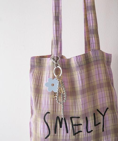 SMELLY(スメリー)の「メタルロゴキーチェーン(キーホルダー・レディース・ゴールド系その他/シルバー系その他・-)」の7枚目の写真