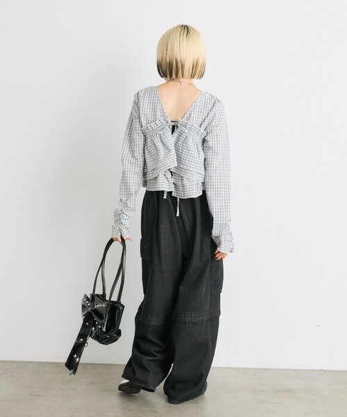 w closet(ダブルクローゼット)の「スタッズリボンショルダーBAG(トートバッグ・レディース・ブラック/ブラウン/レッド・FREE)」の7枚目の写真