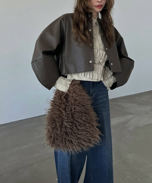 WILLFULLY(ウィルフリー)の「volume 2way sleeve synthetic leather short JK(ノーカラージャケット・レディース・ブラウン系その他/ブラック・FREE)」の20枚目の写真