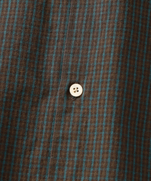 EDIFICE（エディフィス）の「ETS.MATERIAUX(マテリオ) チェック フレンチ ワーク シャツ（シャツ/ブラウス・メンズ・ベージュ/ブラウン・3/2）」の14枚目の写真