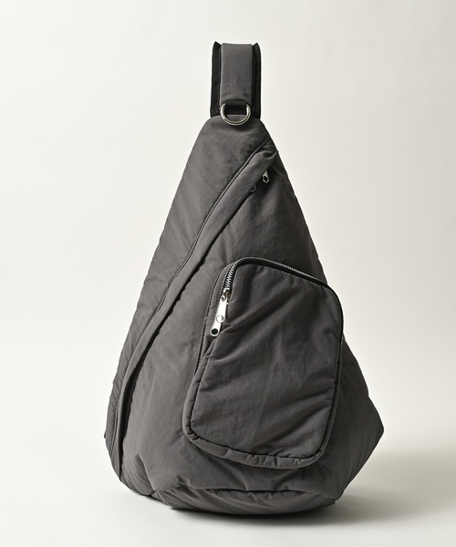 ADAM PATEK(アダムパテック)の「【Km】【it】【ADAMPATEK】nylon sling bag(ボディバッグ/ウエストポーチ・メンズ・ブラック/グレー・FREE)」の1枚目の写真