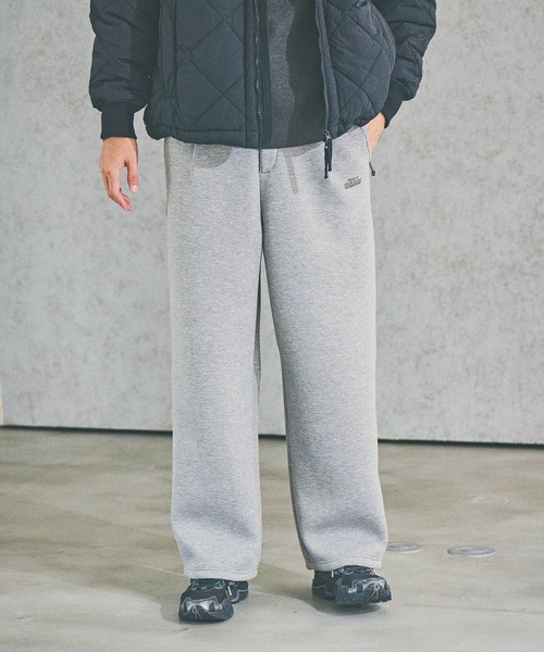 BAYFLOW（ベイフロー）の「【ストレッチ・軽量】ビッグクッションパンツ[セットアップ可]（スウェットパンツ・メンズ・ブラック/グレー・MEDIUM/LARGE）」の5枚目の写真