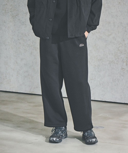BAYFLOW（ベイフロー）の「【ストレッチ・軽量】ビッグクッションパンツ[セットアップ可]（スウェットパンツ・メンズ・ブラック/グレー・MEDIUM/LARGE）」の10枚目の写真