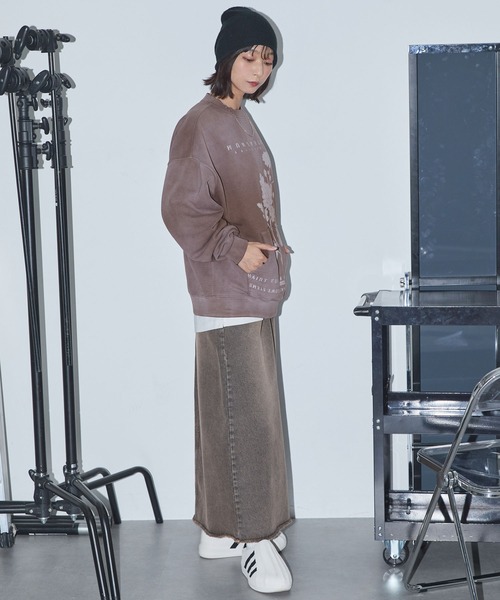 Anchor Smith(アンカー スミス)の「ヴィンテージライク スプレー加工 フラワーグラフィックプリント裏起毛スウェット(スウェット・レディース・ブラウン/ネイビー/ブラック・M/L)」の20枚目の写真