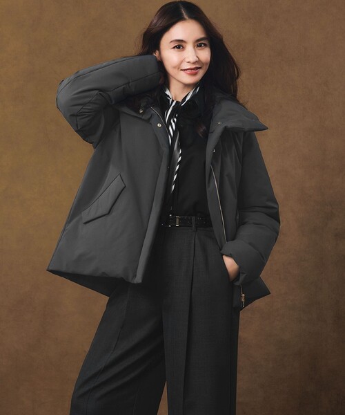 美品 23区 ナイロン ベルト付きダウン コート 40 ジャケット ブラック 美品 23区 ナイロン ベルト付きダウン コート 40 ジャケット ブラック