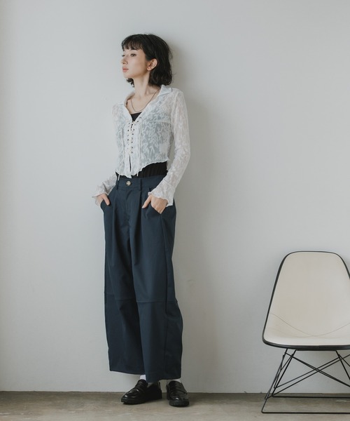 AO2（アオズ）の「ベルト付きバレルレッグパンツ（スラックス・レディース・ネイビー/ベージュ/ホワイト/ブラック・FREE）」の15枚目の写真