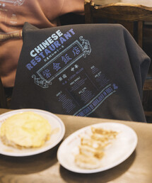 FREAK'S STORE | 限定展開 紫金飯店×FREAK'S STORE 別注 ビッグシルエット バックプリント クルーネック スウェット / チャイナデザイン(スウェット)