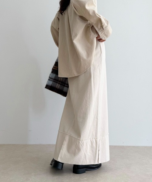 fredy emue(フレディエミュ)の「ロールアップデニムロングスカート(デニムスカート・レディース・キナリ/ブラック/インディゴブルー・マルチサイズ)」の11枚目の写真