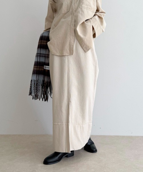 fredy emue(フレディエミュ)の「ロールアップデニムロングスカート(デニムスカート・レディース・キナリ/ブラック/インディゴブルー・マルチサイズ)」の10枚目の写真