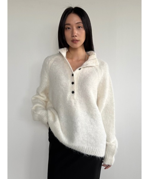 Didot.showroom（ディドット ショールーム）の「ヘアリーオープンカラーニット（ニット/セーター・レディース・ブラック/アイボリー/チャコール・FREE）」の2枚目の写真