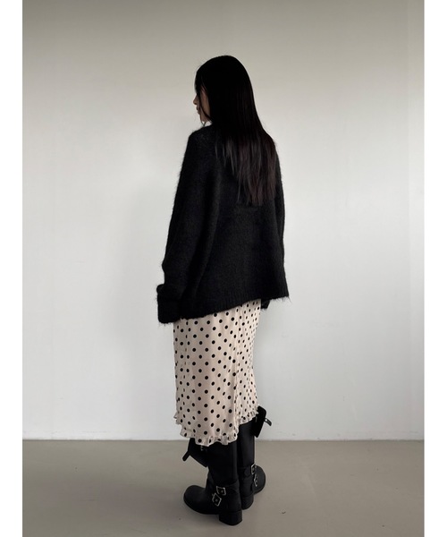 Didot.showroom（ディドット ショールーム）の「ヘアリーオープンカラーニット（ニット/セーター・レディース・ブラック/アイボリー/チャコール・FREE）」の9枚目の写真