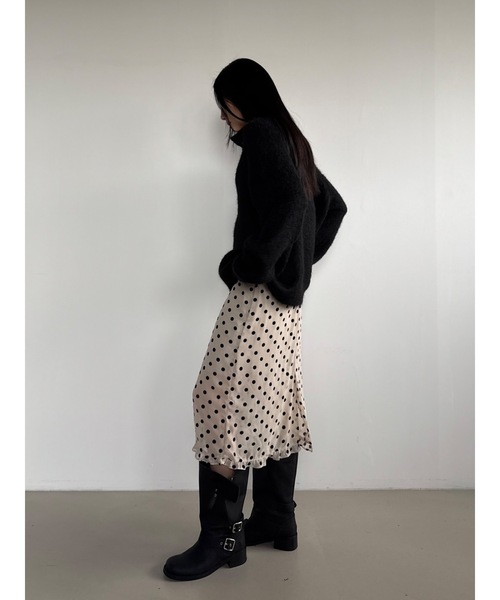 Didot.showroom（ディドット ショールーム）の「ヘアリーオープンカラーニット（ニット/セーター・レディース・ブラック/アイボリー/チャコール・FREE）」の10枚目の写真