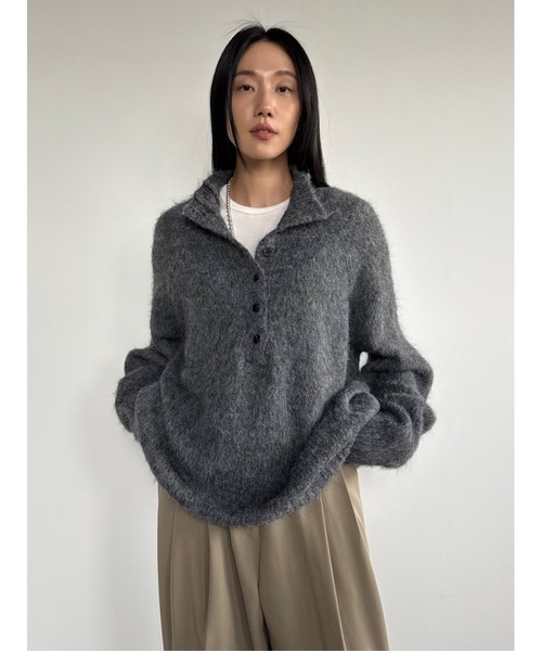 Didot.showroom（ディドット ショールーム）の「ヘアリーオープンカラーニット（ニット/セーター・レディース・ブラック/アイボリー/チャコール・FREE）」の12枚目の写真