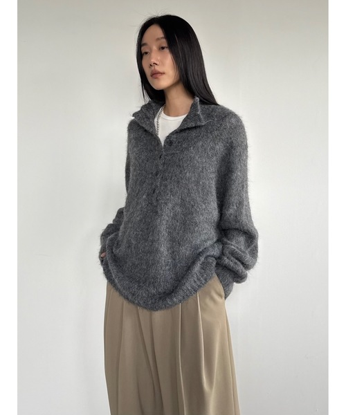 Didot.showroom（ディドット ショールーム）の「ヘアリーオープンカラーニット（ニット/セーター・レディース・ブラック/アイボリー/チャコール・FREE）」の19枚目の写真