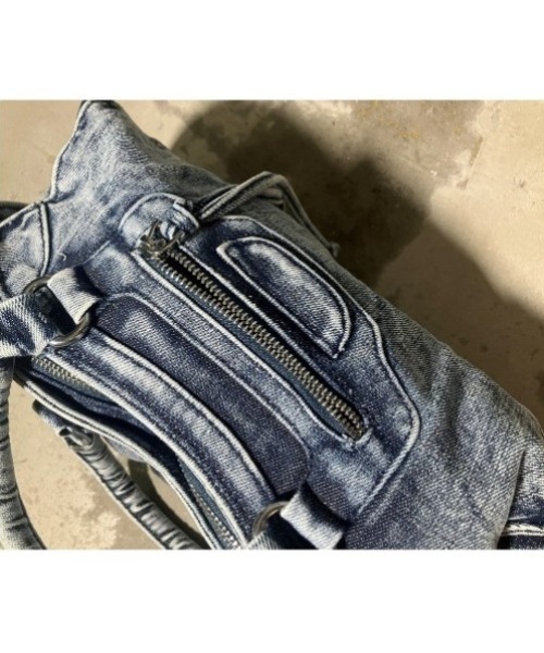 .KOM(ドットコム)の「A'GEM/9 × .kom 『.KOM/ドットケーオーエム』 Washed Denim Handbag/ウォッシュデニム ハンドバッグ(ハンドバッグ・レディース・ブルー/ブラック・FREE)」の10枚目の写真