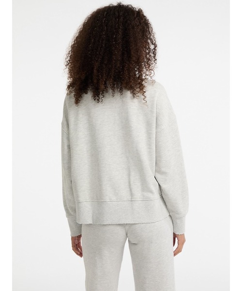 【グレー(DGMU)】GUESS Originals スウェット (M)Applique Crewneck GUESS® GUESS Originals Eco Boxy Applique Crewneck