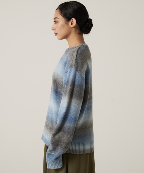 Eddie Bauer（エディーバウアー）の「オンブレ ニットセーター（ニット/セーター・レディース・ブルー系/レッド系/オレンジ系・M/L/XL/S）」の11枚目の写真