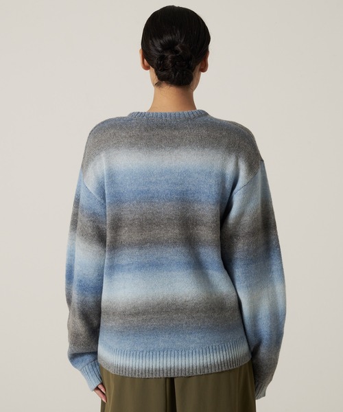 Eddie Bauer（エディーバウアー）の「オンブレ ニットセーター（ニット/セーター・レディース・ブルー系/レッド系/オレンジ系・M/L/XL/S）」の12枚目の写真