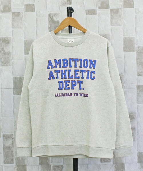 TopIsm(トップイズム)の「カレッジロゴ 裏起毛 クルーネックスウェット(スウェット・メンズ・その他6/その他14/その他15/その他16/その他4/その他7/その他9/その他12/その他1/その他2/その他3/その他5/その他11/その他8/その他10/その他13・M/L/LL)」の4枚目の写真