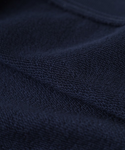 GUESS JEANS（ゲスジーンズ）の「GUESS JEANS GJ HOOD OS 3D EMBRO SCRIPT LOGO SWEAT ゲス プルオーバースウェットフーディ（パーカー・メンズ・ネイビー/アイボリー・L/S/M）」の16枚目の写真