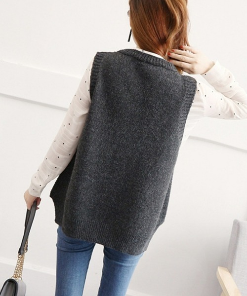 SEU（エスイーユー）の「ニットベスト レディース 重ね着 Vネック ゆったり 前後差 サイドスリット オフィスカジュアル きれいめカジュアル レディース韓国（ベスト・レディース・ブラウン/ネイビー/チャコール・フリー）」の8枚目の写真