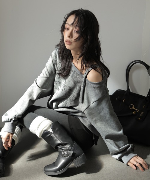 Ulysses(ユリシス)の「ロゴプリントワンショルダースウェット(スウェット・レディース・グレー/ダークグレー・F)」の7枚目の写真