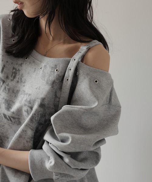 Ulysses(ユリシス)の「ロゴプリントワンショルダースウェット(スウェット・レディース・グレー/ダークグレー・F)」の11枚目の写真