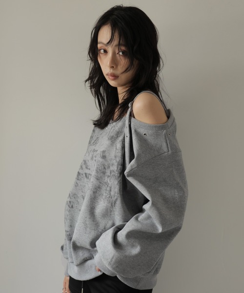 Ulysses(ユリシス)の「ロゴプリントワンショルダースウェット(スウェット・レディース・グレー/ダークグレー・F)」の13枚目の写真