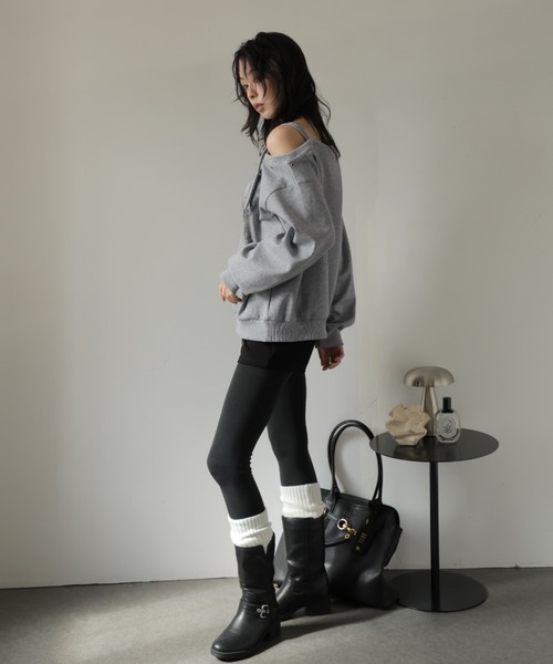 Ulysses(ユリシス)の「ロゴプリントワンショルダースウェット(スウェット・レディース・グレー/ダークグレー・F)」の18枚目の写真