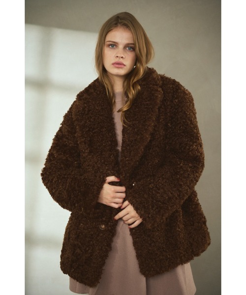 Estella.K(エステラケー)の「Gilda Belted Shearing Coat モンゴリアンエコファーコート(その他アウター・レディース・ベージュ/ブラウン・FREE)」の18枚目の写真