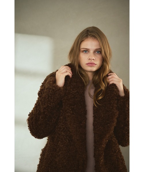Estella.K(エステラケー)の「Gilda Belted Shearing Coat モンゴリアンエコファーコート(その他アウター・レディース・ベージュ/ブラウン・FREE)」の21枚目の写真