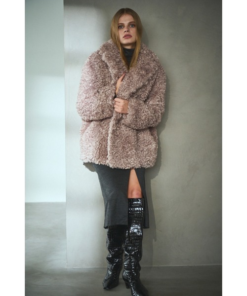 Estella.K(エステラケー)の「Gilda Belted Shearing Coat モンゴリアンエコファーコート(その他アウター・レディース・ベージュ/ブラウン・FREE)」の14枚目の写真