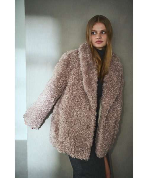 Estella.K(エステラケー)の「Gilda Belted Shearing Coat モンゴリアンエコファーコート(その他アウター・レディース・ベージュ/ブラウン・FREE)」の3枚目の写真