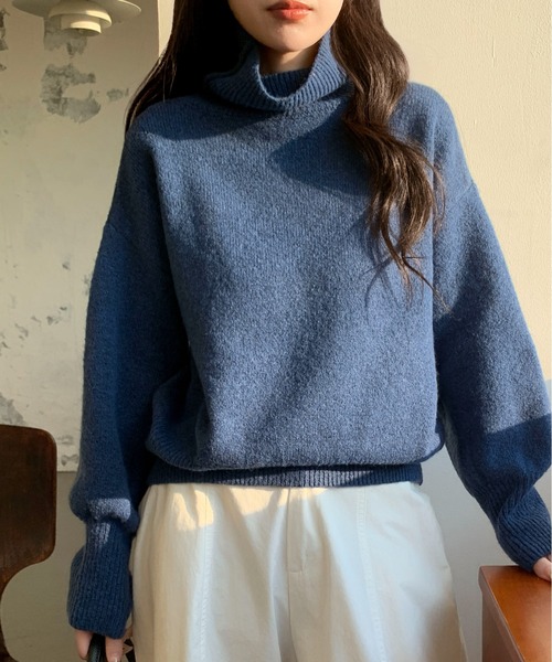 Maison Calme(メゾンカルム)の「【25年秋冬新作】無地シンプルハイネック長袖ニットタートルセーター ふわもち素材(ニット/セーター・レディース・ワイン/グレー/ブルー/オートミール・F)」の13枚目の写真