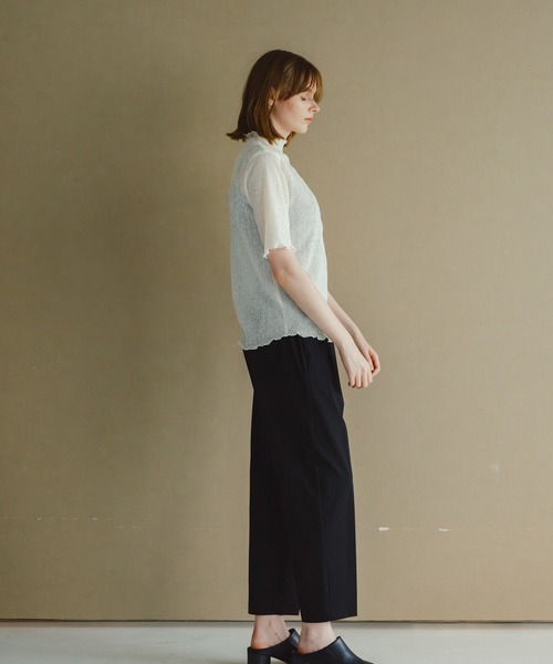 WHYTO.(ホワイト)の「「WHYTO. / ホワイト」センタープレストラウザー(その他パンツ・レディース・チャコールグレー/ライトベージュ/ブラック・40/38/36)」の5枚目の写真