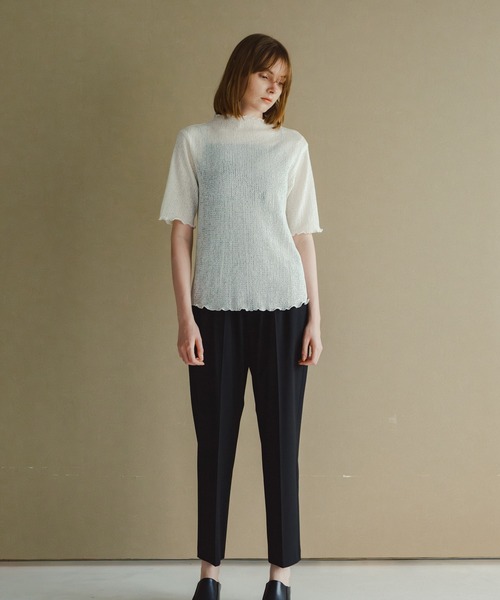 WHYTO.(ホワイト)の「「WHYTO. / ホワイト」センタープレストラウザー(その他パンツ・レディース・チャコールグレー/ライトベージュ/ブラック・40/38/36)」の8枚目の写真