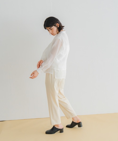 WHYTO.(ホワイト)の「「WHYTO. / ホワイト」センタープレストラウザー(その他パンツ・レディース・チャコールグレー/ライトベージュ/ブラック・40/38/36)」の15枚目の写真