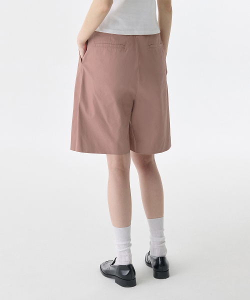 MUSINSA STANDARD WOMAN（ムシンサスタンダードウーマン）の「ウィメンズコットンワイドバミューダショーツ[デザートピンク]（その他パンツ・レディース・その他・30/24/25/26/27/28/29）」の2枚目の写真