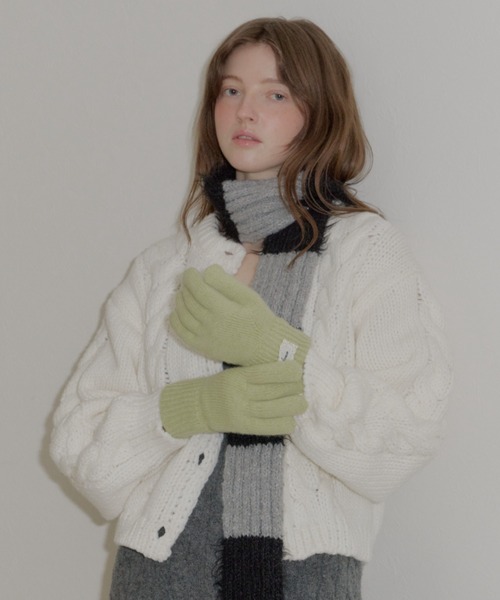 GIUNON（ジウノン）の「Smartphone touch rib gloves / スマートフォンタッチリブ手袋（手袋・レディース・アイボリー/グレー/グリーン/レッド・FREE）」の9枚目の写真