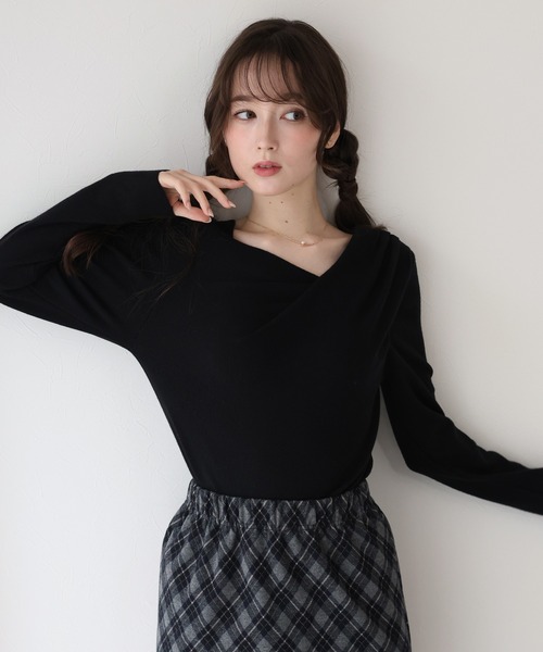 BLUEEAST(ブルーイースト)の「《新色追加/5色展開》ドレープネックニット(ニット/セーター・レディース・ブラウン/ベージュ/ブラック/ピンクベージュ/ボルドー/チャコールグレー・MEDIUM)」の22枚目の写真