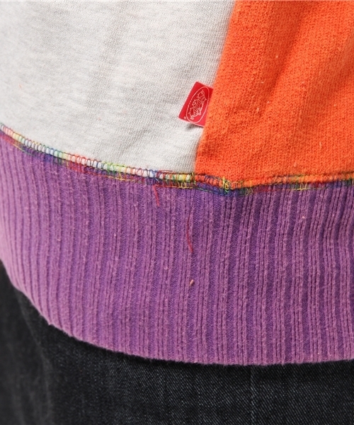 One deux boo（ワンドゥーブー）の「Surf's UPスヌーピートレーナー Ladie's（スウェット・レディース・カラフル・MEDIUM）」の2枚目の写真