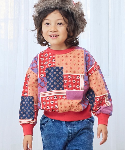 MARKEY'S(マーキーズ)の「総柄スウェット(スウェット・キッズ・グリーン/レッド/ネイビー/ブラック/オフホワイト/ブルー・130/140/150/80/90/95/100/110/120)」の6枚目の写真