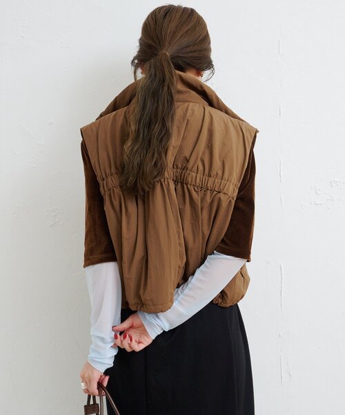 Kastane（カスタネ）の「【一部店舗限定/4色展開】B ナイロン中綿ベスト（ダウンベスト・レディース・アイボリー/カーキ/ブラック/ブラウン・FREE）」の22枚目の写真