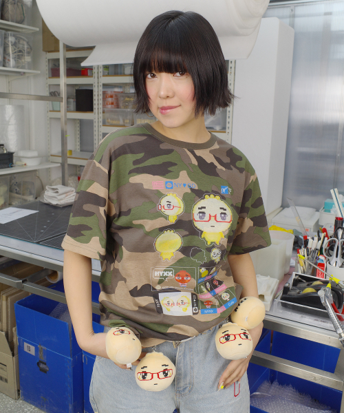 NYXX(エヌワイエックスエックス)の「NYGD STICKER TEE CAMO(Tシャツ/カットソー・レディース・その他・SMALL/MEDIUM)」の2枚目の写真